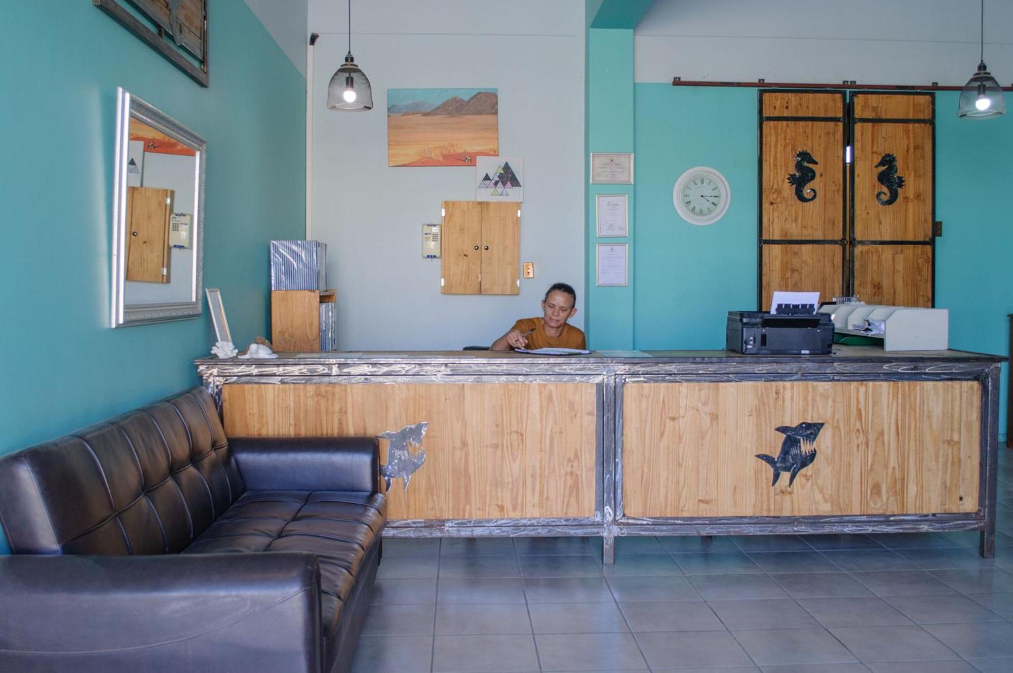 Oceanlife Guesthouse And Restaurant Luederitz Εξωτερικό φωτογραφία